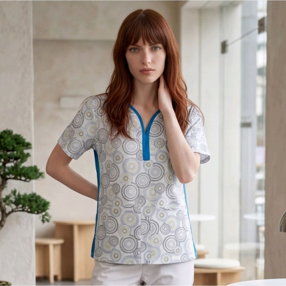 Active Scrub Top White Blue Yellow Circle Print V-Neck Medical Nurse Uniform XS